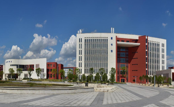 江西师范高等专科学校